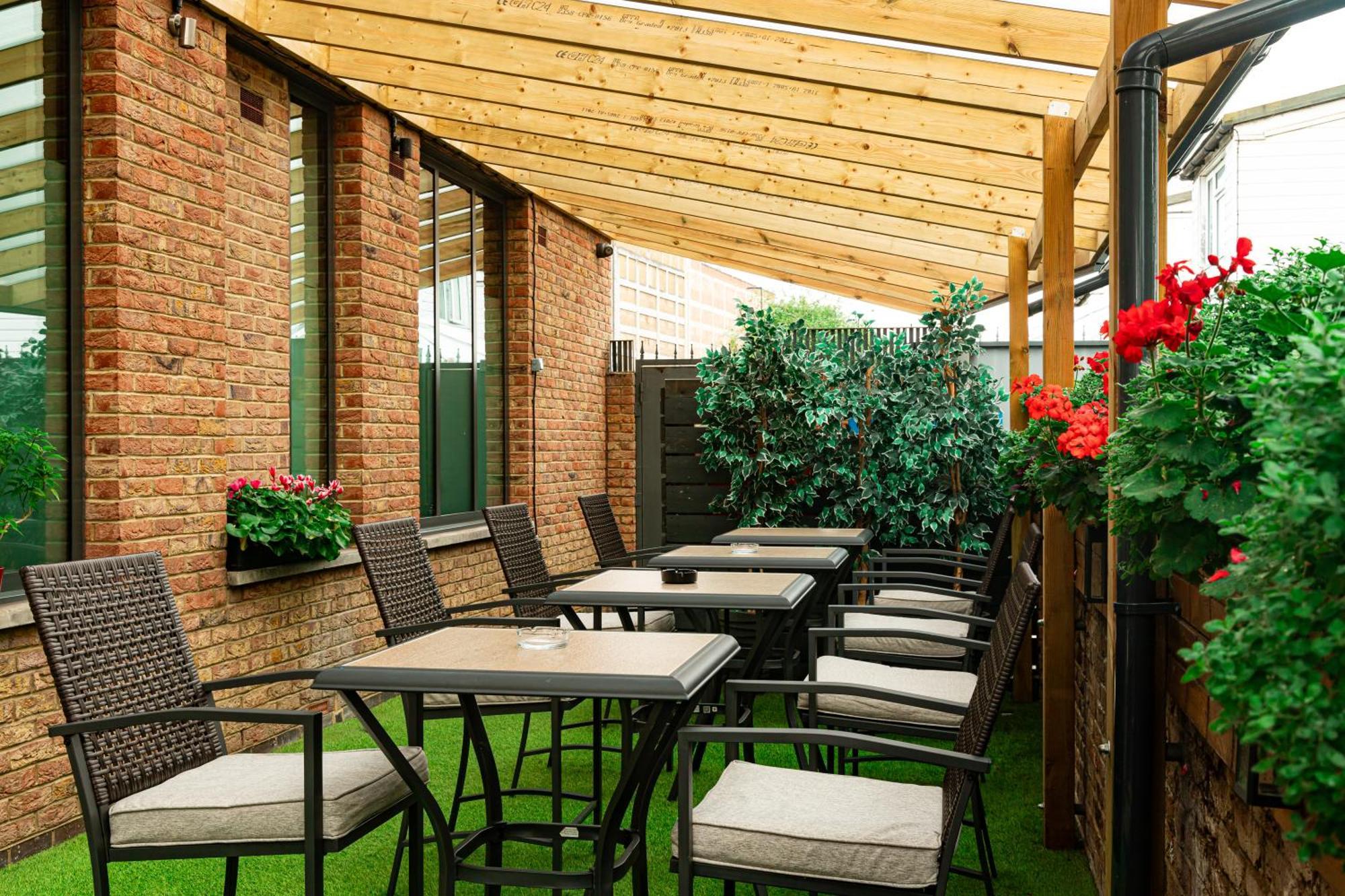 London City Airport Hotel Экстерьер фото